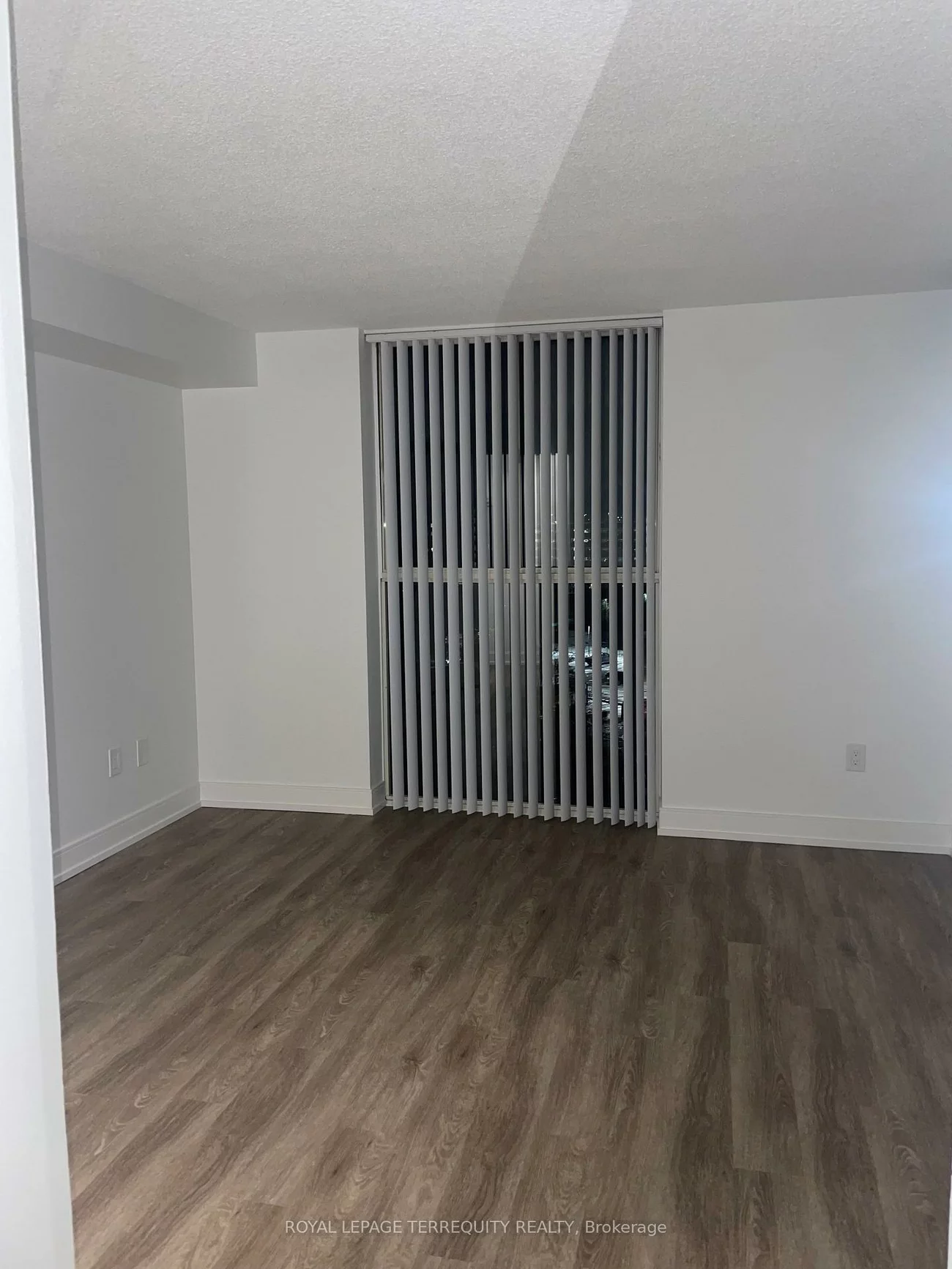 2091, Hurontario, Cooksville, Mississauga