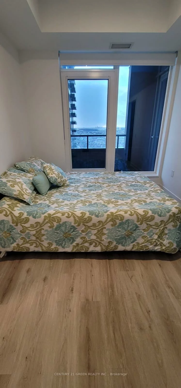 395, Square One, City Centre, Mississauga