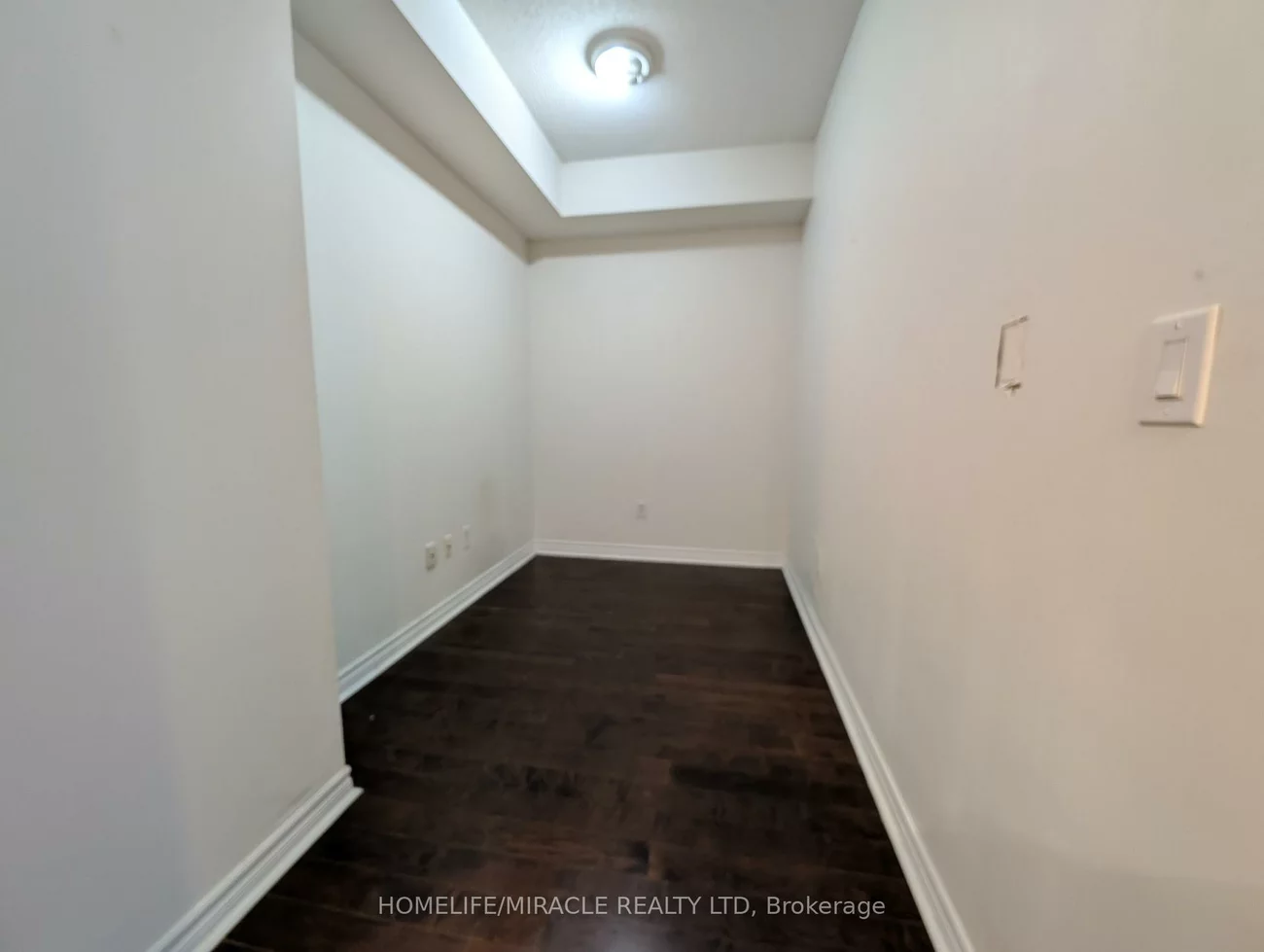 385, Prince Of Wales, City Centre, Mississauga