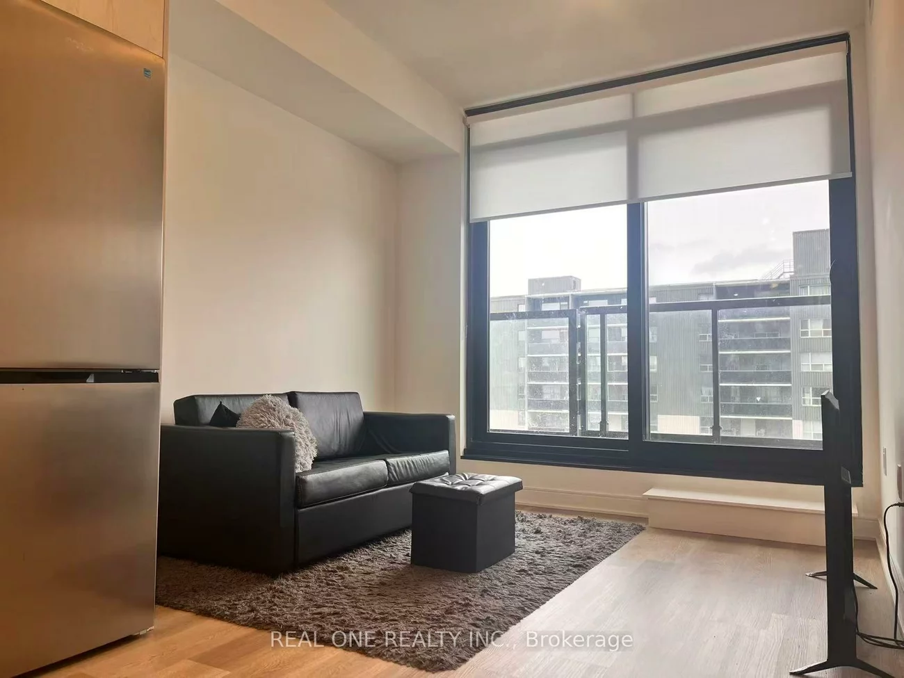 86, Dundas, Cooksville, Mississauga