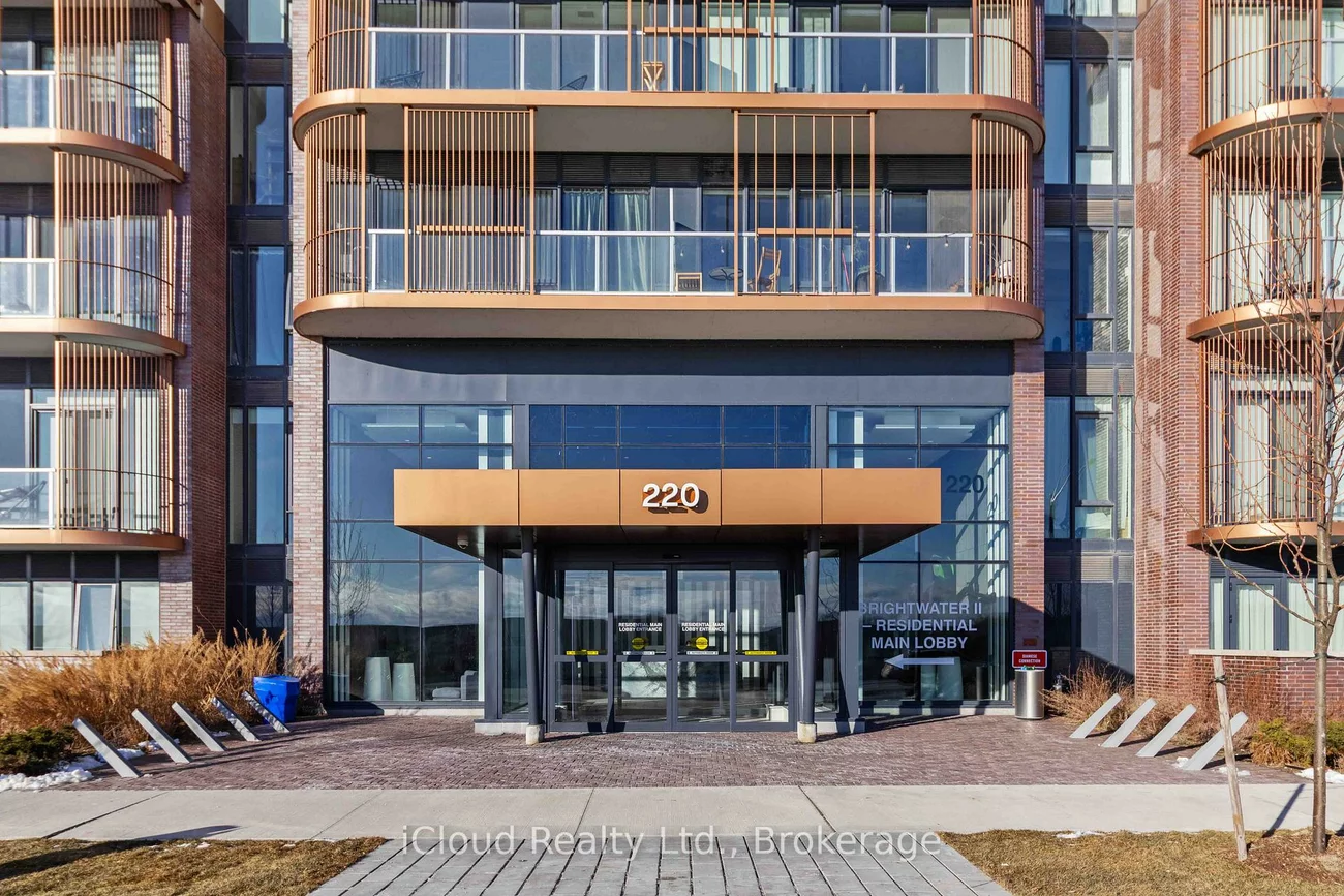 220, Missinnihe, Port Credit, Mississauga