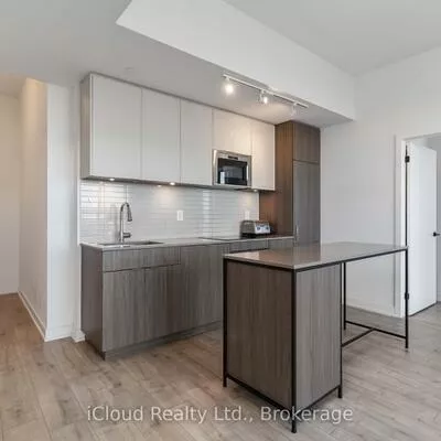 220, Missinnihe, Port Credit, Mississauga