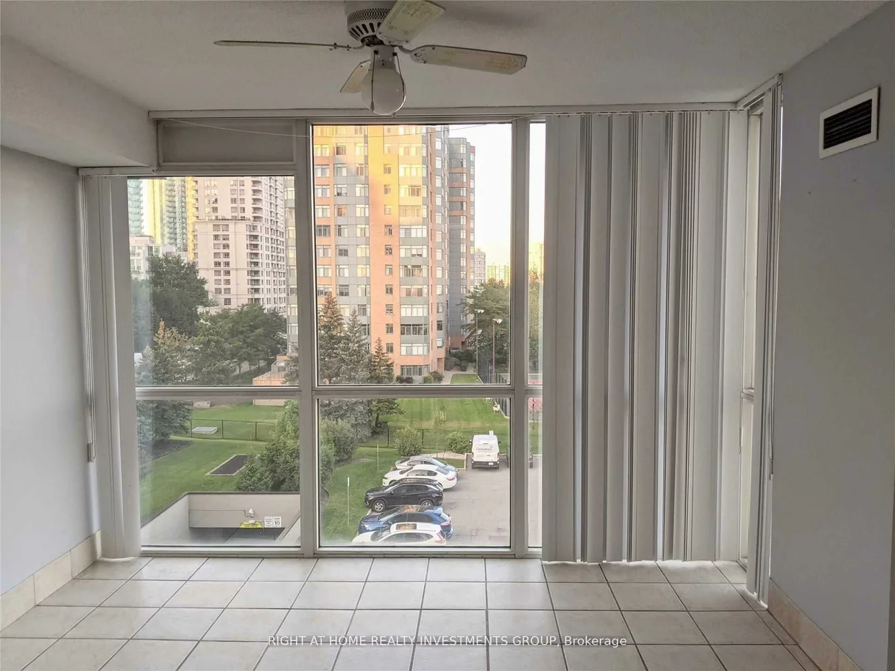 350, Webb, City Centre, Mississauga