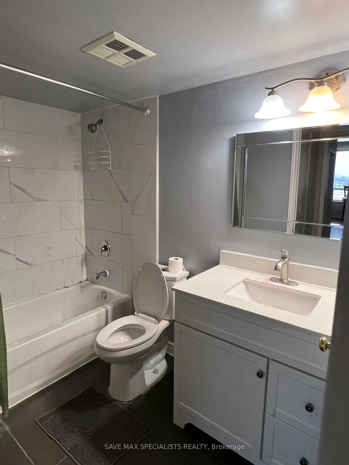 135, Hillcrest, Cooksville, Mississauga