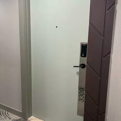 5105, Hurontario, Hurontario, Mississauga