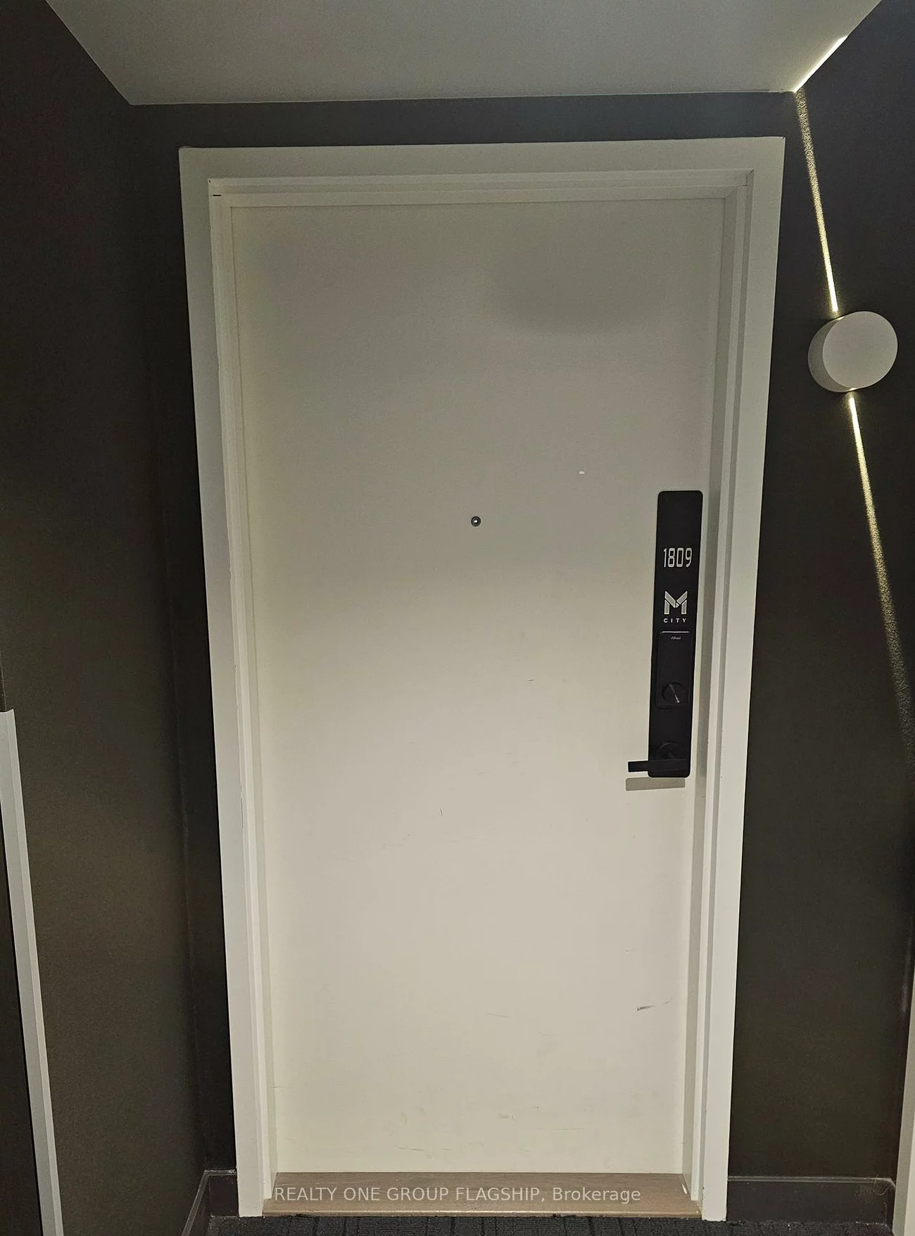 3883, Quartz, City Centre, Mississauga