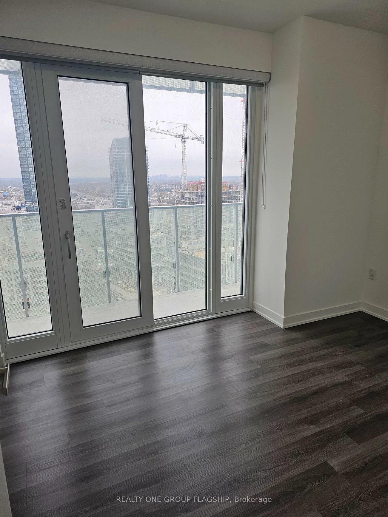 3883, Quartz, City Centre, Mississauga