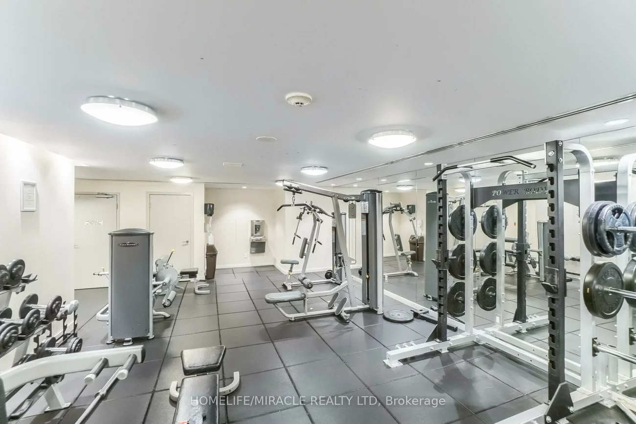 225, Webb, City Centre, Mississauga