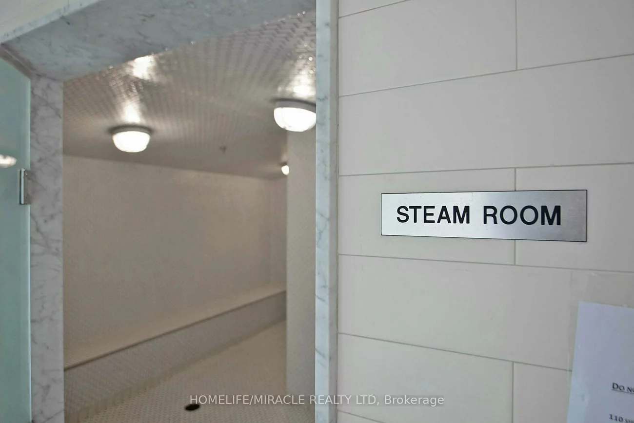 225, Webb, City Centre, Mississauga