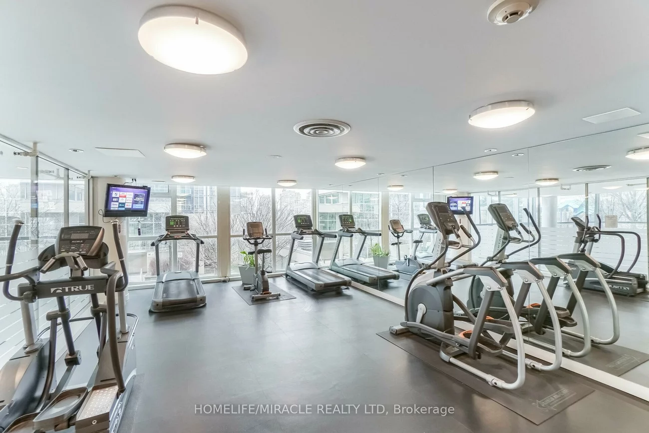 225, Webb, City Centre, Mississauga