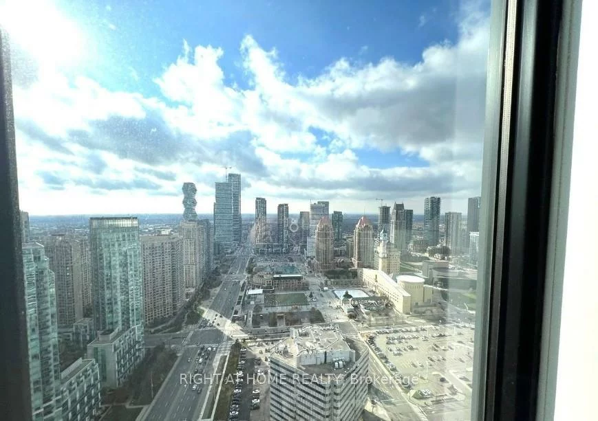 4015, The Exchange, City Centre, Mississauga