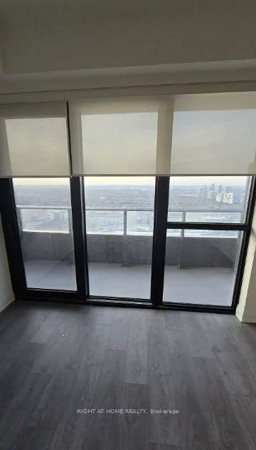 4015, The Exchange, City Centre, Mississauga