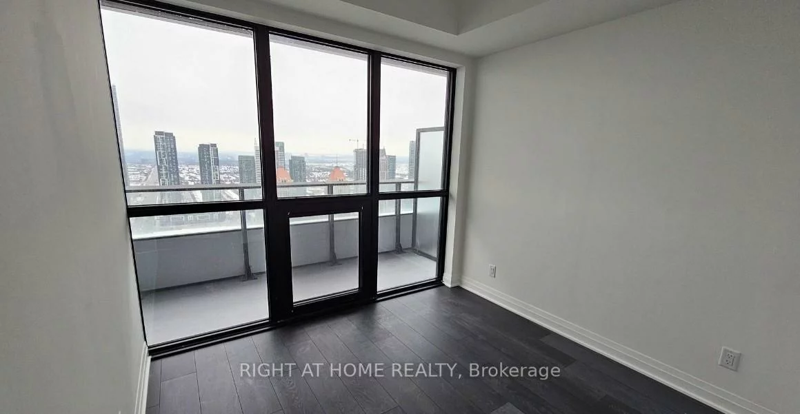 4015, The Exchange, City Centre, Mississauga