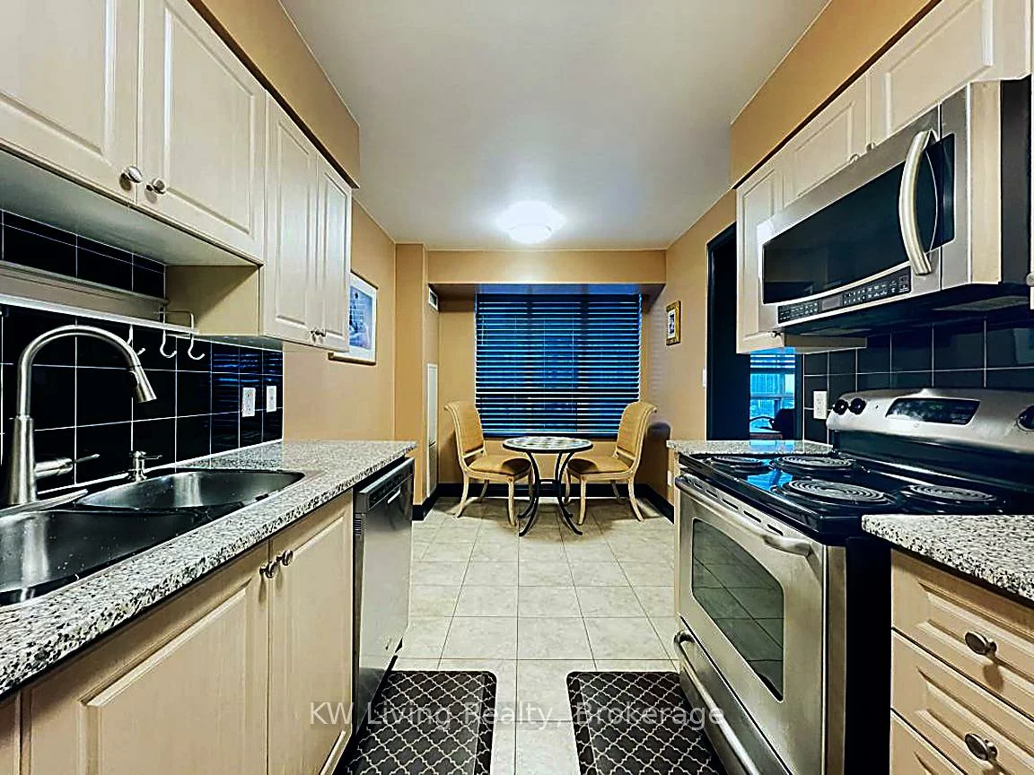 335, Rathburn, City Centre, Mississauga