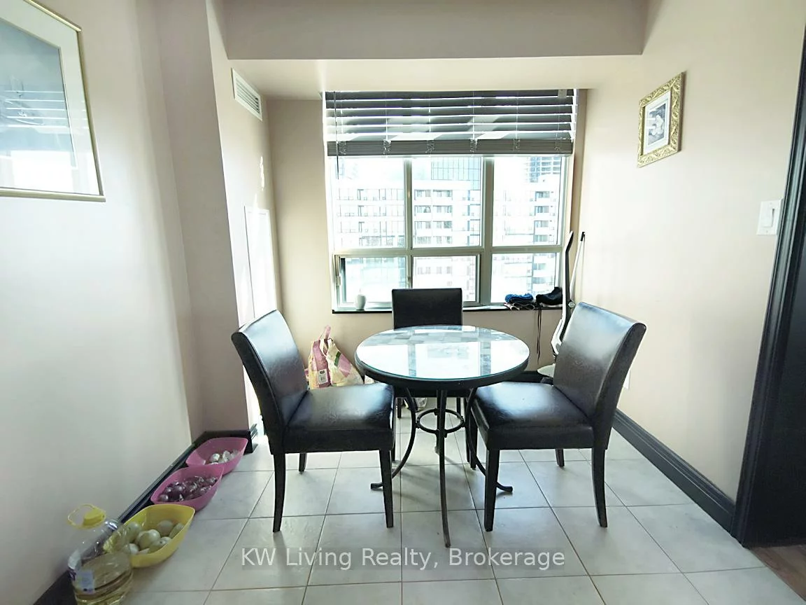 335, Rathburn, City Centre, Mississauga