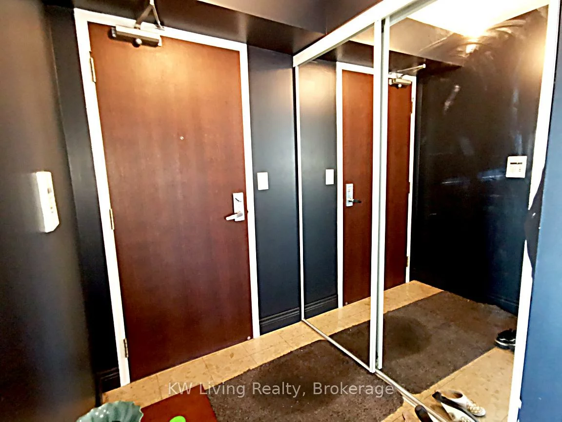 335, Rathburn, City Centre, Mississauga