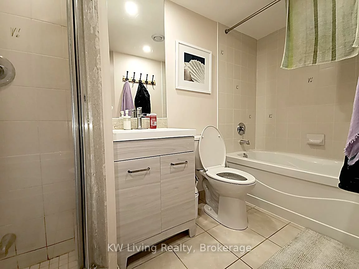 335, Rathburn, City Centre, Mississauga