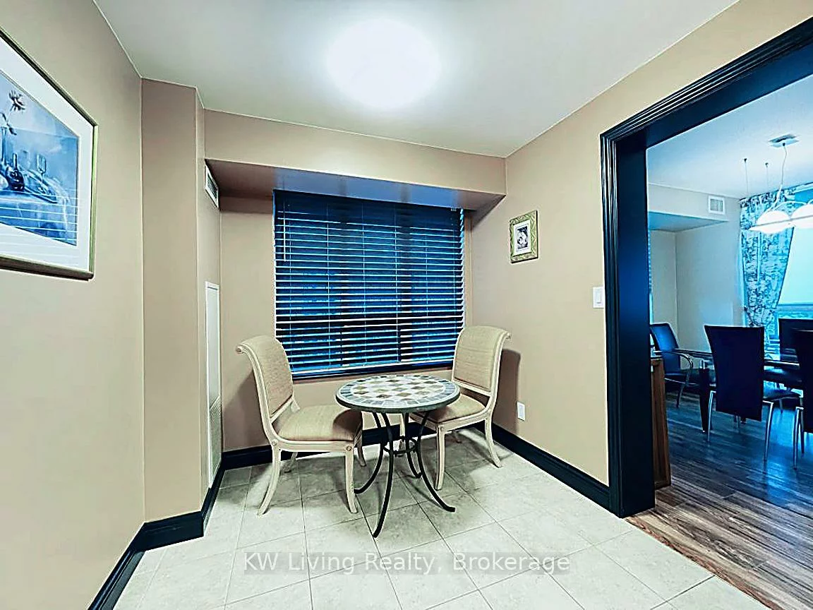 335, Rathburn, City Centre, Mississauga