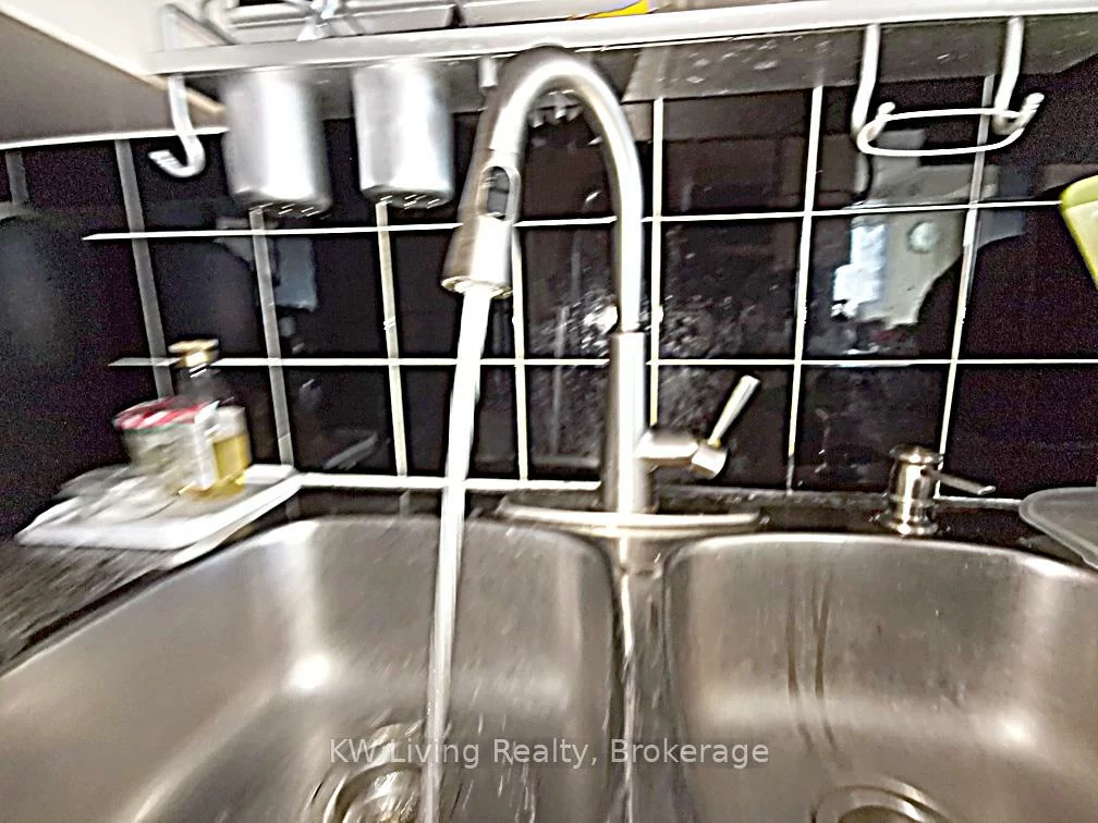 335, Rathburn, City Centre, Mississauga