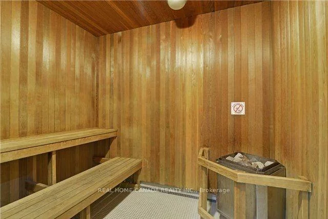 310, Burnhamthorpe, City Centre, Mississauga