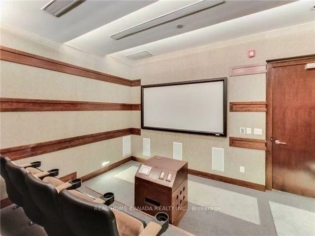 310, Burnhamthorpe, City Centre, Mississauga