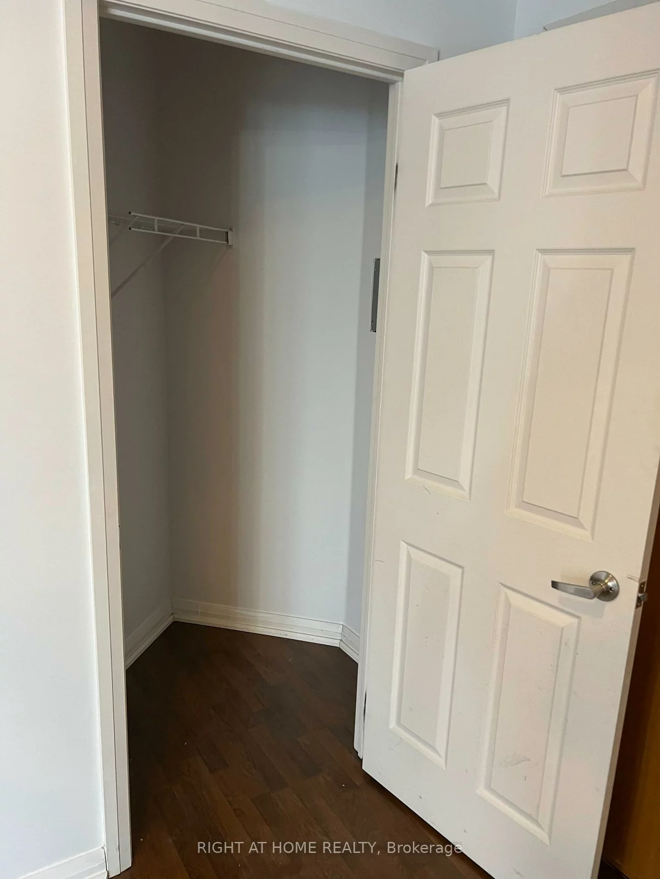 220, Forum, Hurontario, Mississauga