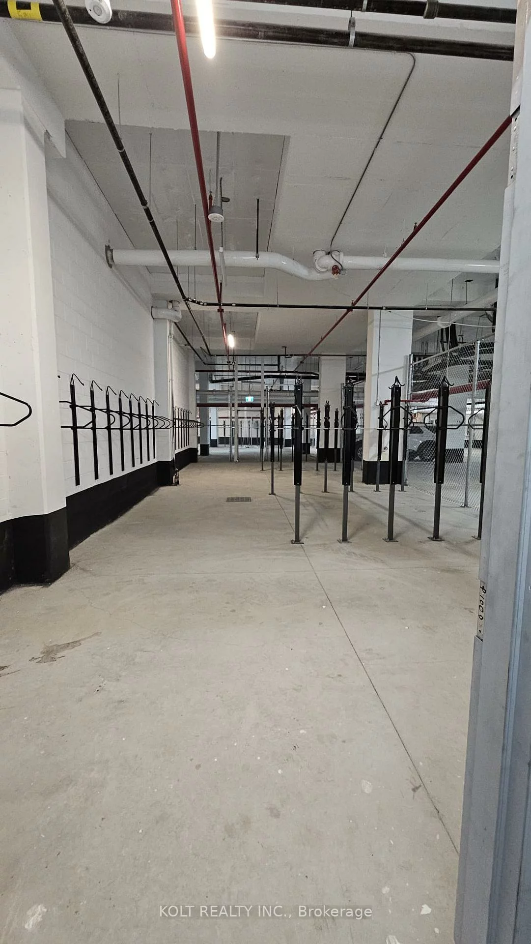 220, Missinnihe, Port Credit, Mississauga