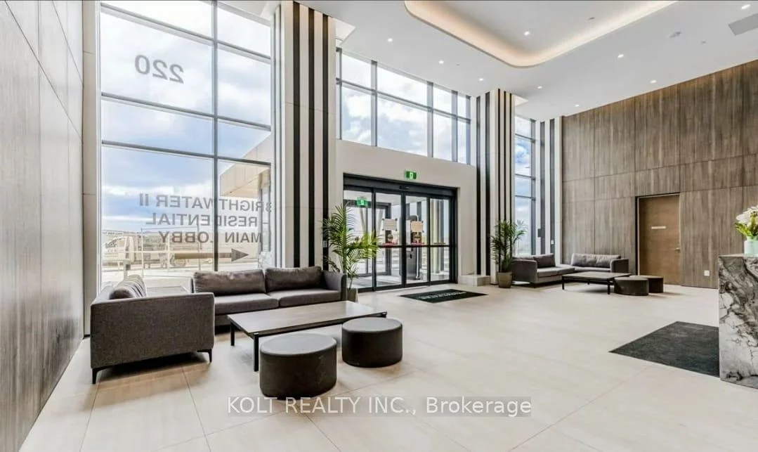 220, Missinnihe, Port Credit, Mississauga