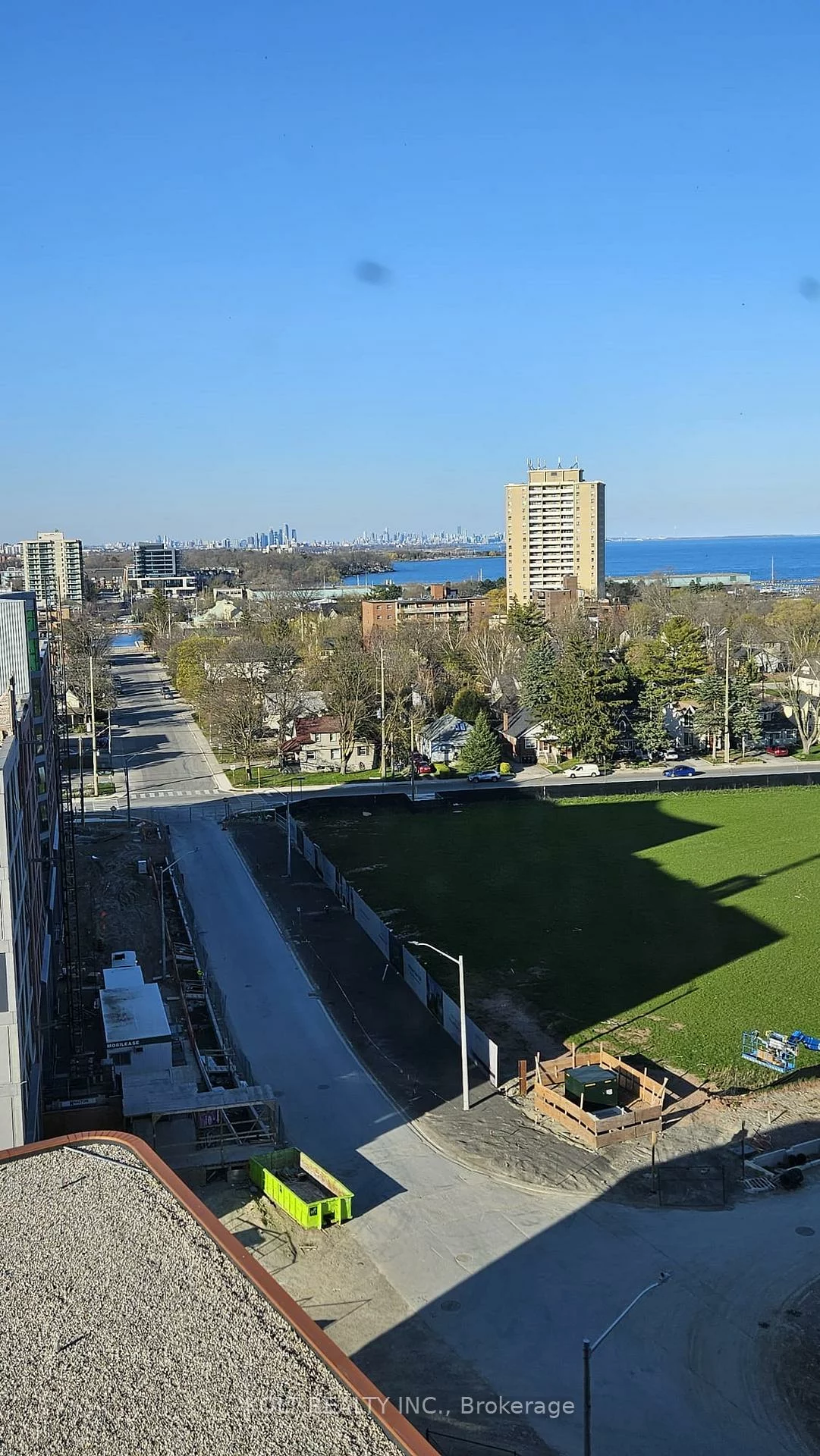 220, Missinnihe, Port Credit, Mississauga