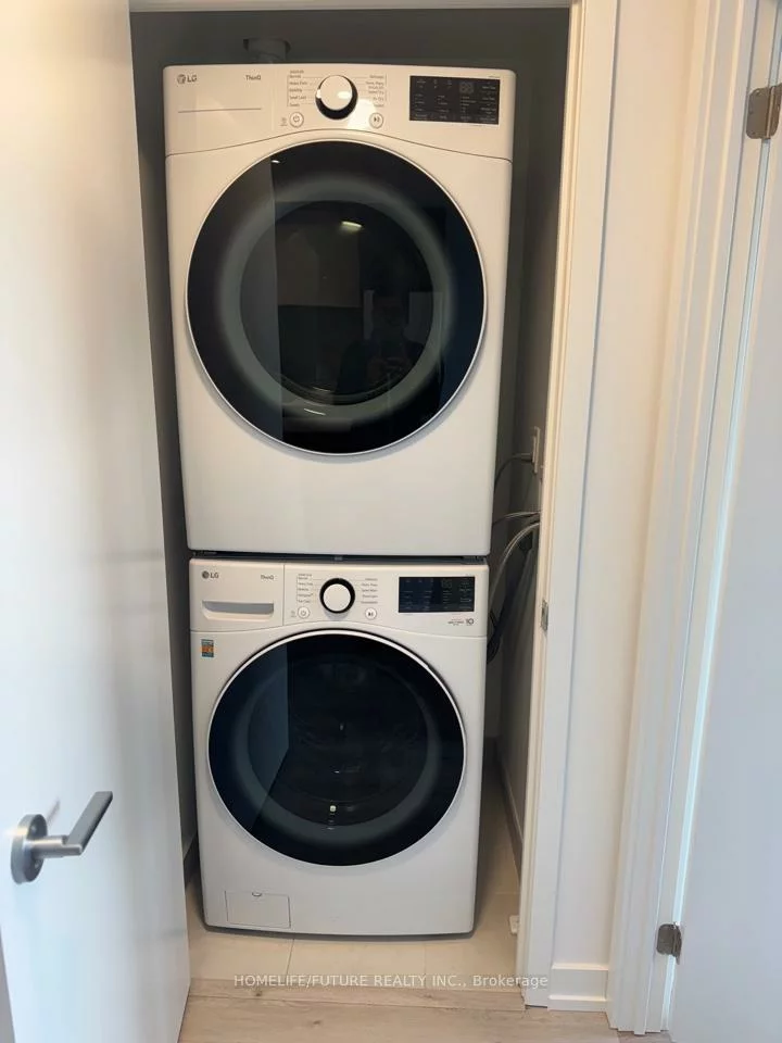 395, Square One, City Centre, Mississauga