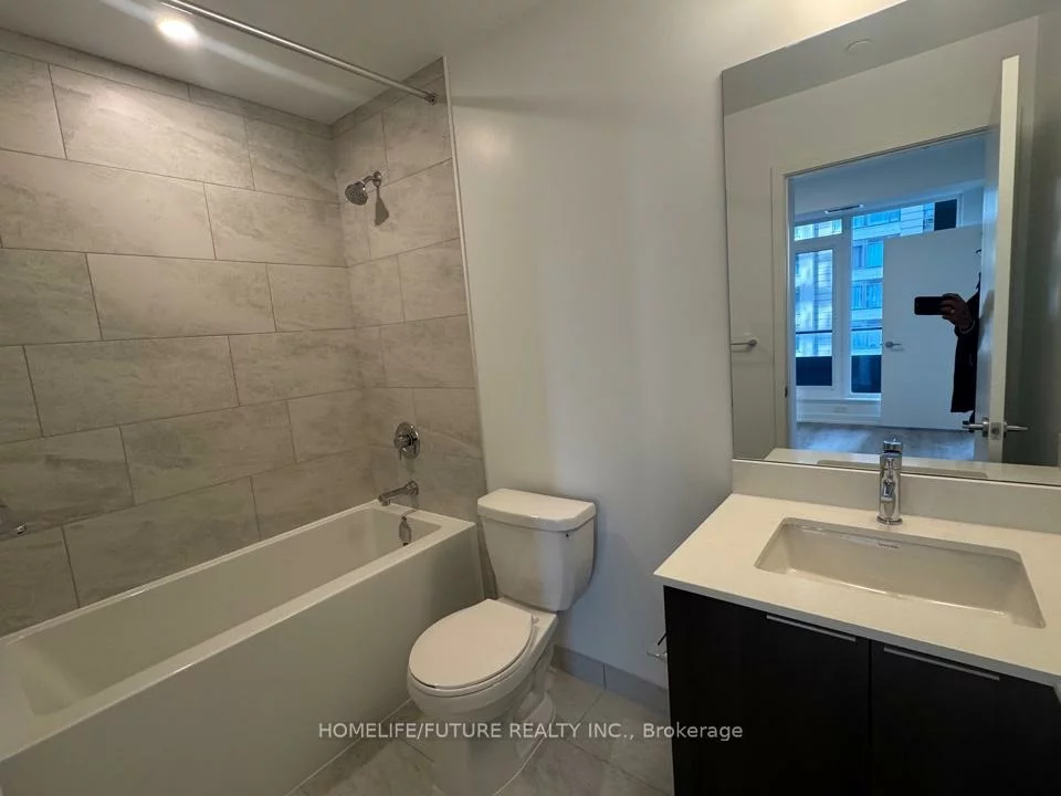 395, Square One, City Centre, Mississauga