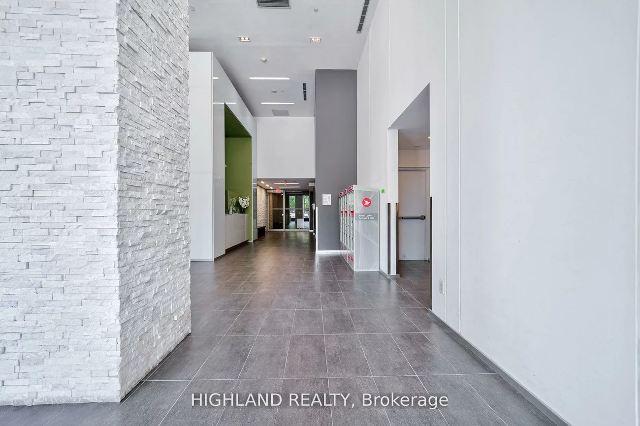 360, Square One, City Centre, Mississauga