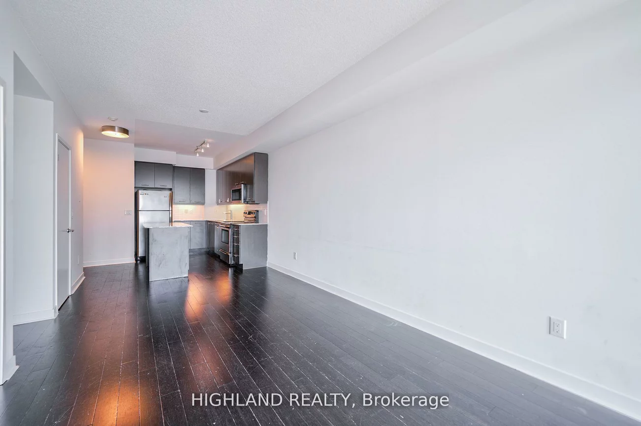 360, Square One, City Centre, Mississauga