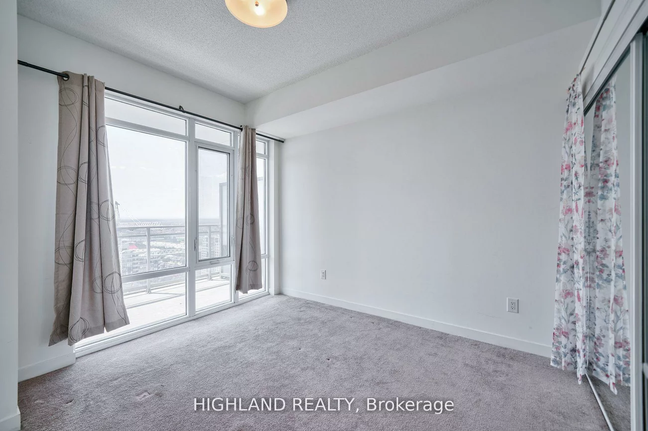 360, Square One, City Centre, Mississauga