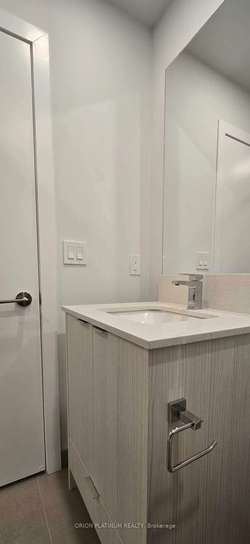 430, Square One, City Centre, Mississauga