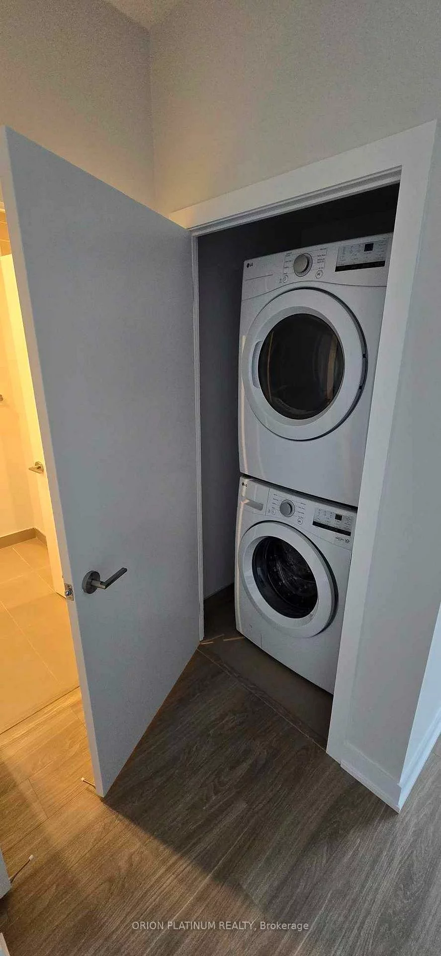 430, Square One, City Centre, Mississauga