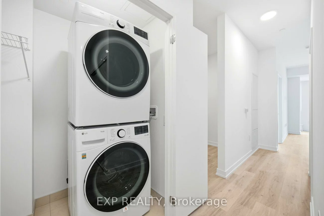 395, Square One, City Centre, Mississauga