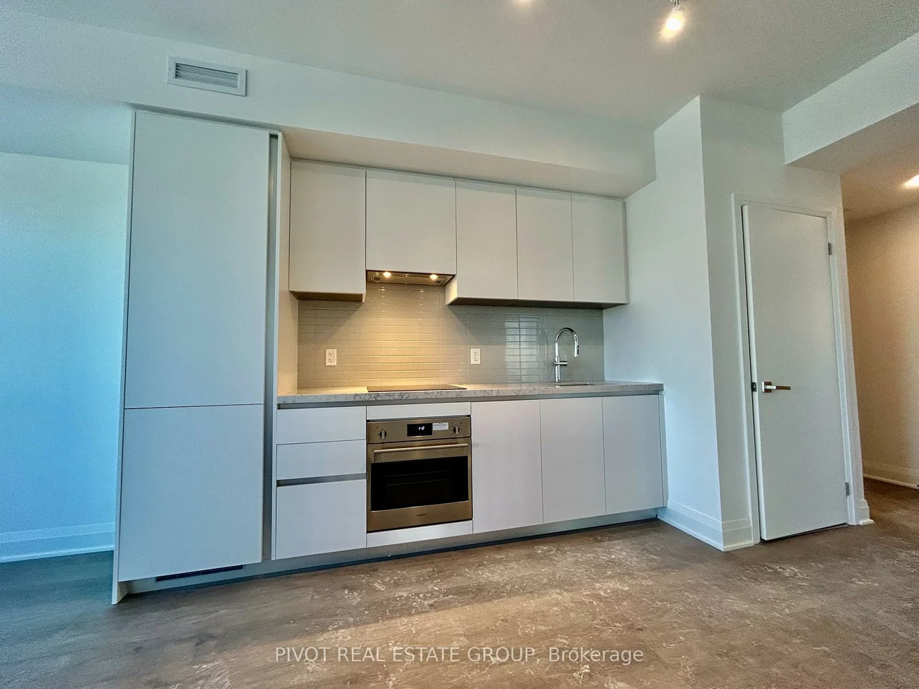 2, Erskine, City Centre, Mississauga