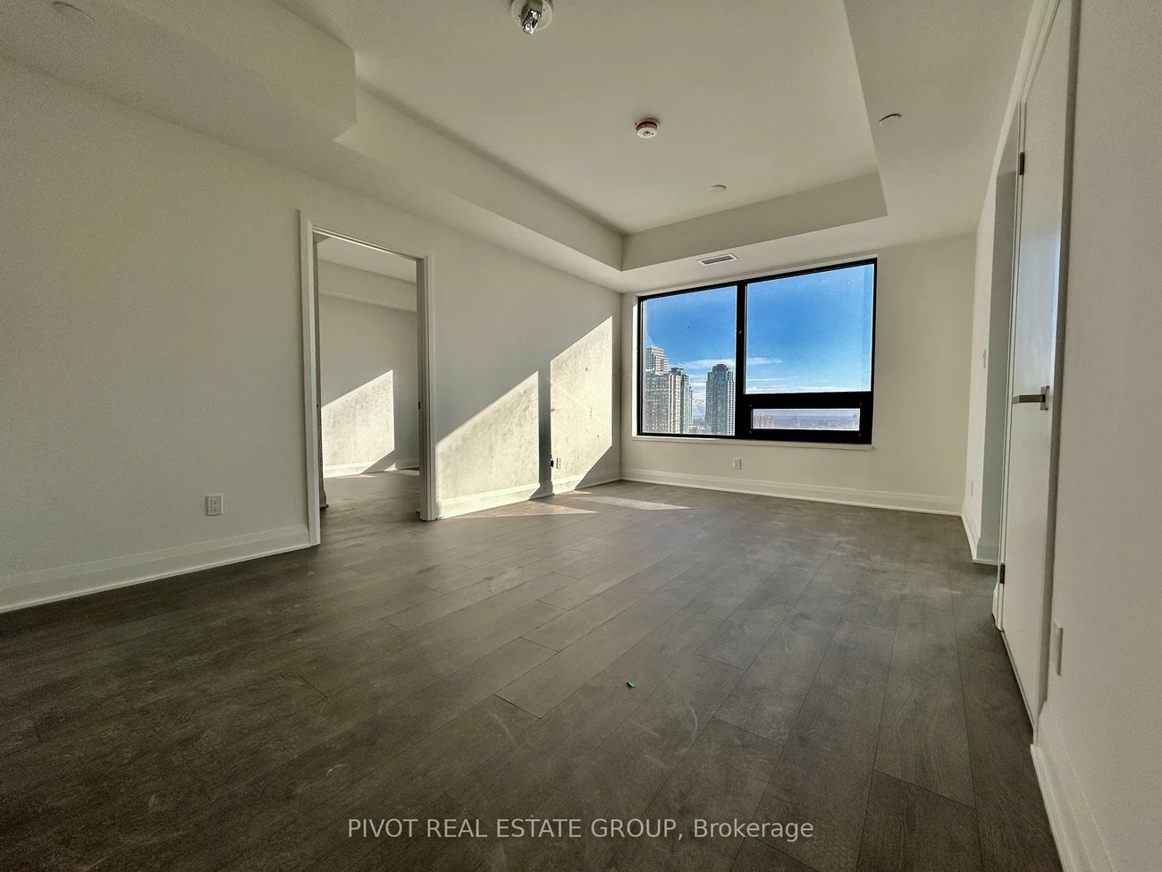 2, Erskine, City Centre, Mississauga