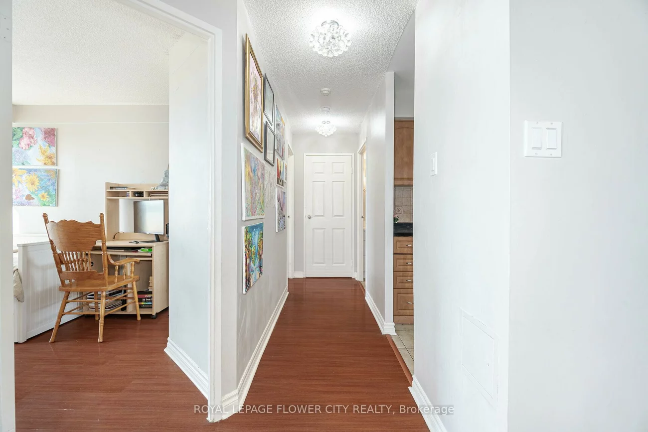 25, Trailwood, Hurontario, Mississauga