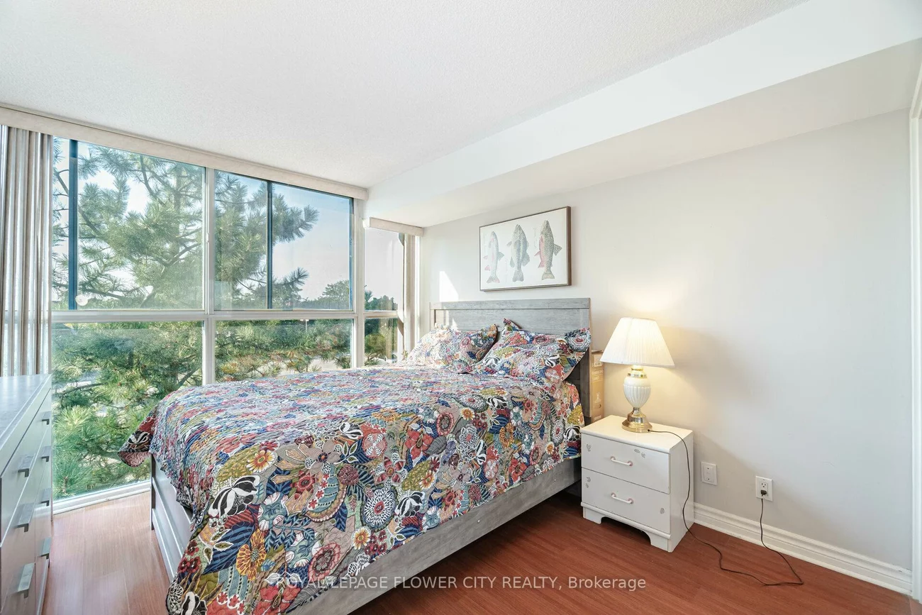 25, Trailwood, Hurontario, Mississauga