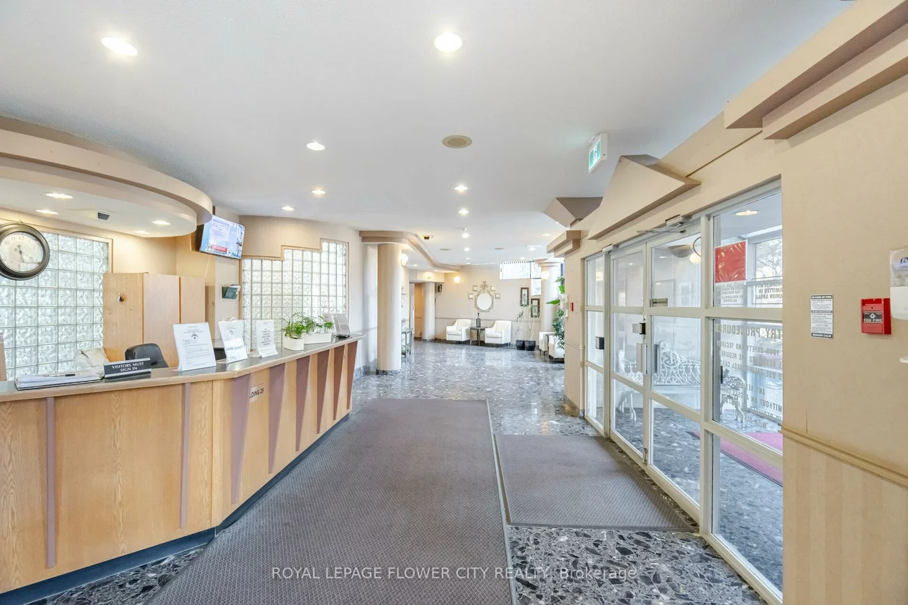 25, Trailwood, Hurontario, Mississauga