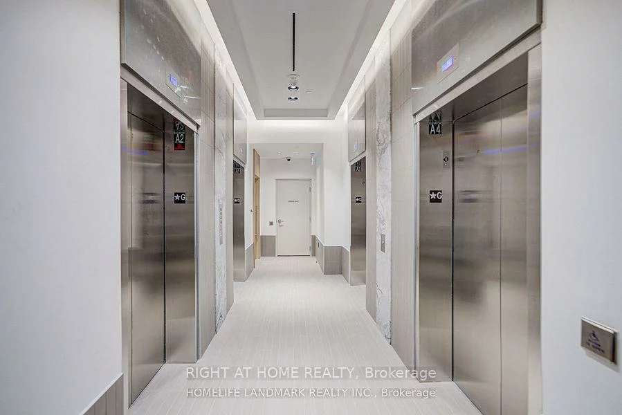 395, Square One, City Centre, Mississauga