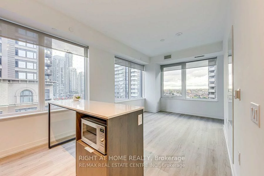 395, Square One, City Centre, Mississauga