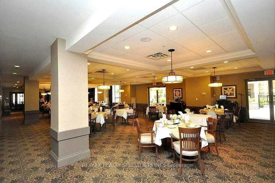 810, Scollard, East Credit, Mississauga