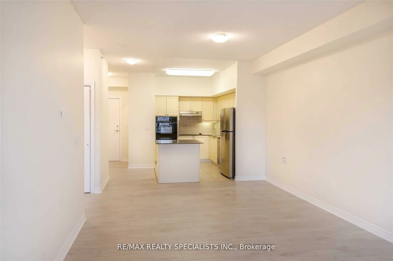 810, Scollard, East Credit, Mississauga