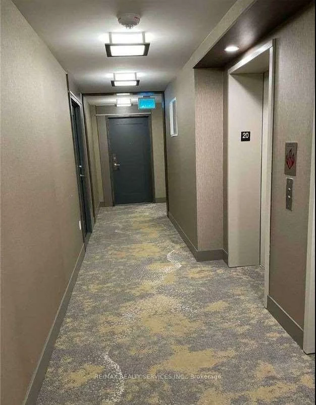 35, Watergarden, Hurontario, Mississauga