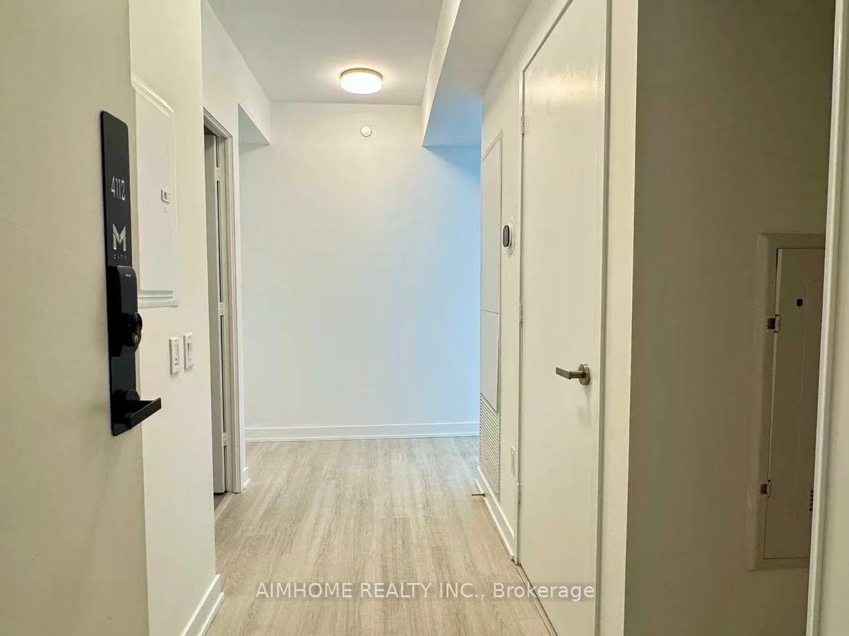 3883, Quartz, City Centre, Mississauga