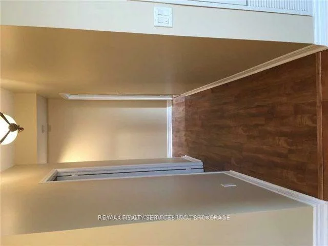 388, Prince Of Wales, City Centre, Mississauga