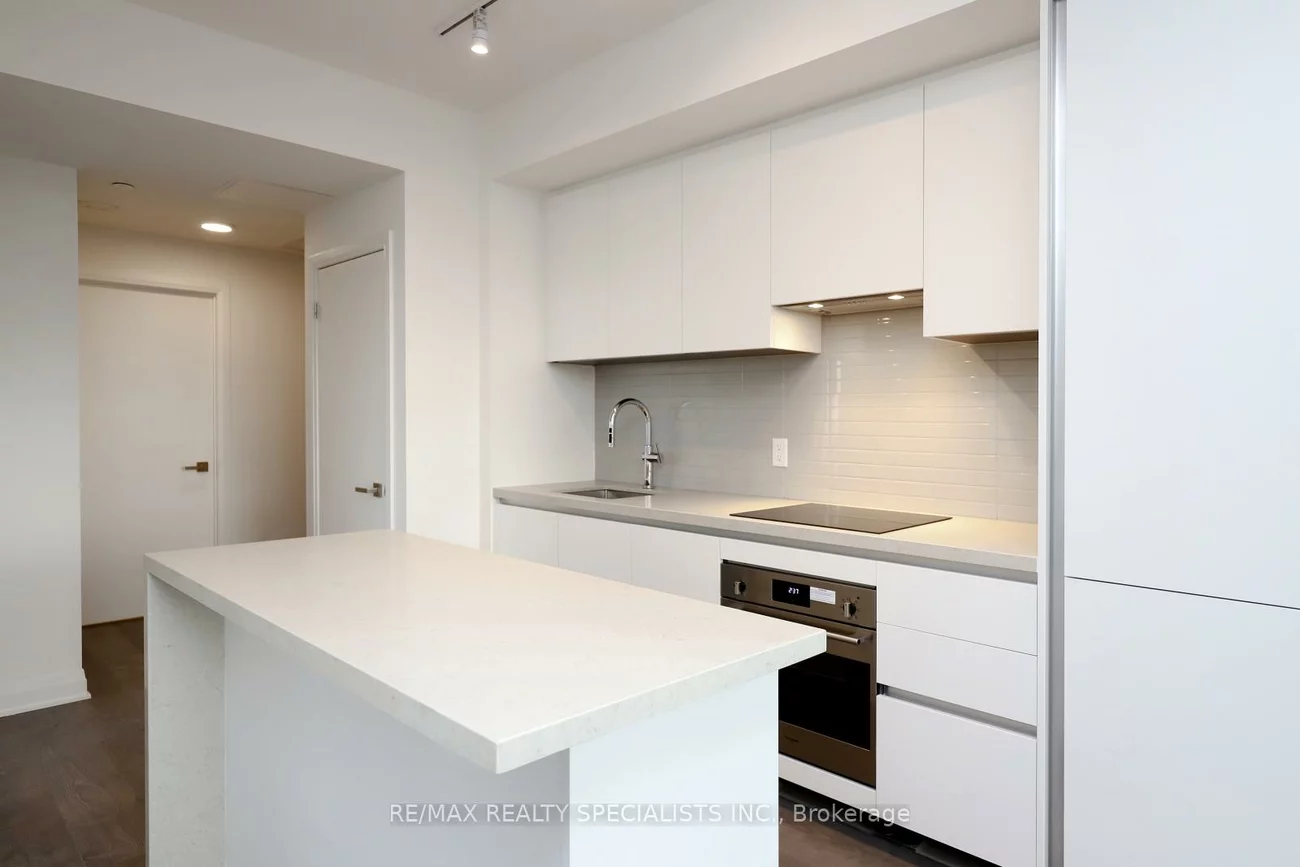 4015, The Exchange ||, City Centre, Mississauga